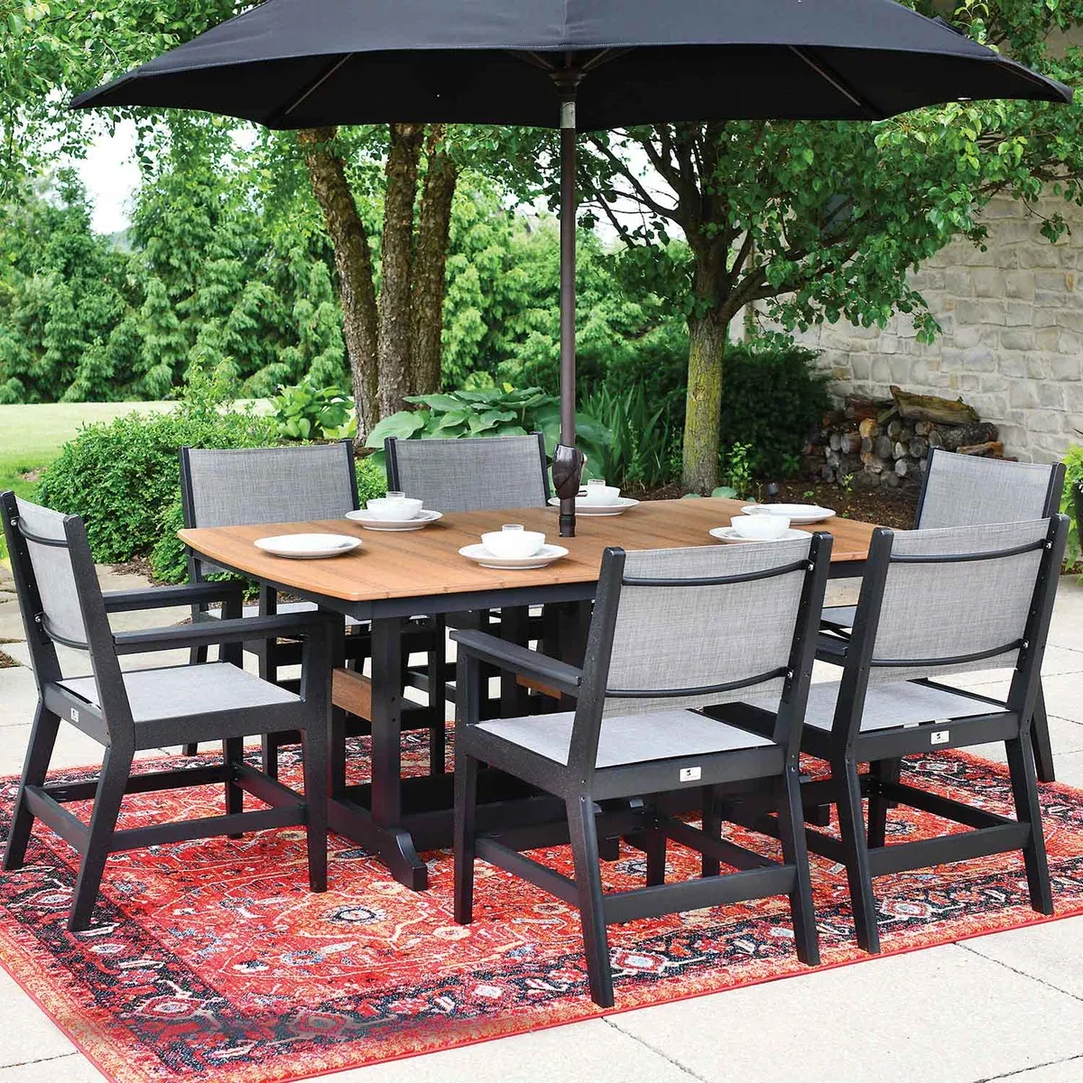 Berlin Gardens Mayhew Patio Dining Set