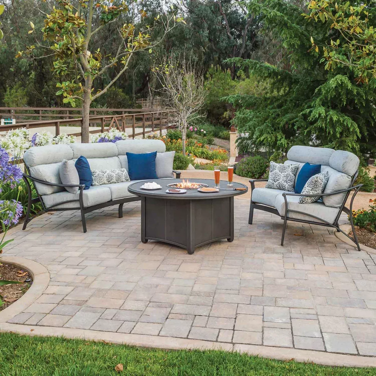 Corsica Aluminum Outdoor Sofa Set