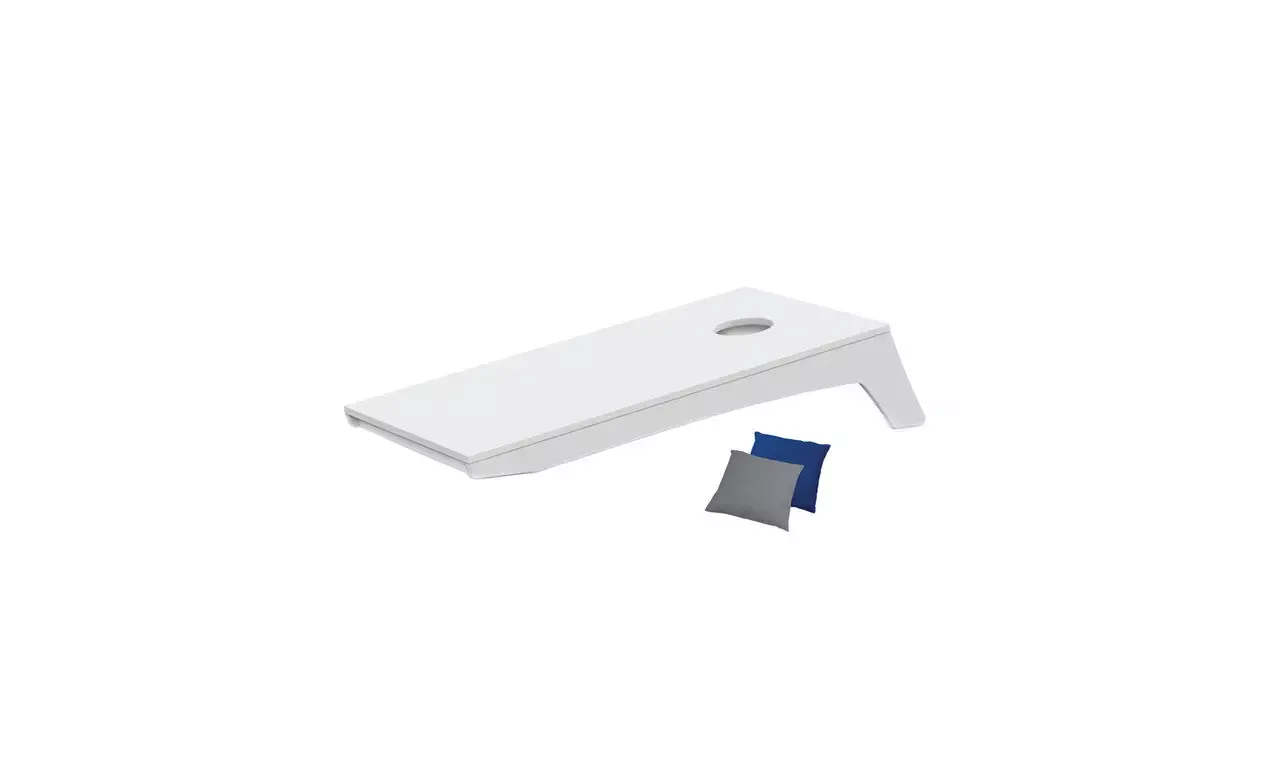 Ledge Lounger Cornhole